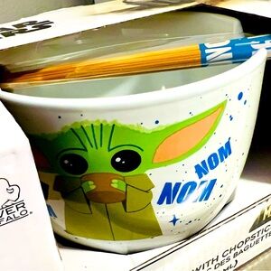 Disney Star Wars Mandalorian The Child Grogu Ceramic Ramen Bowl Chopstick Set